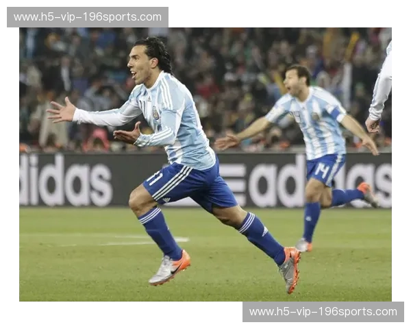 运河之光对垒阿兹特克雄鹰：当巴拿马遇上墨西哥，足球场上的生死博弈与豪情史诗